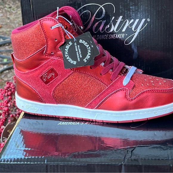 🆕Pastry Dance high top sneakers/shoes - Picture 3 of 8